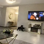 Cleo\'S Penthouse