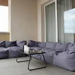 Cleo\'S Penthouse